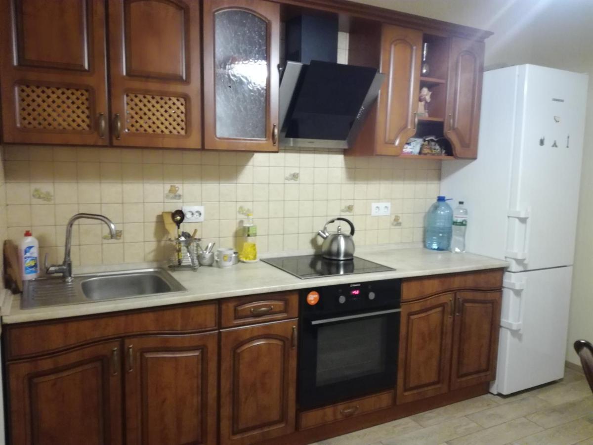 Gloria Park Apartment Kyiv Exterior photo